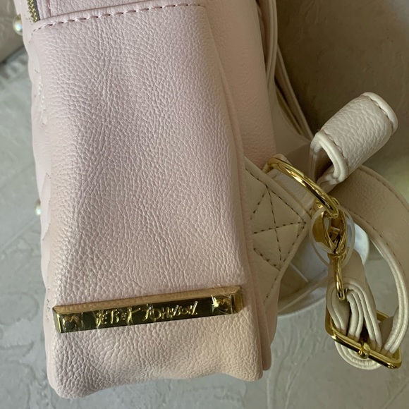 Betsey Johnson Blush Quilted Convertible Backpack Shoulder Bag Purse NWT main image 15